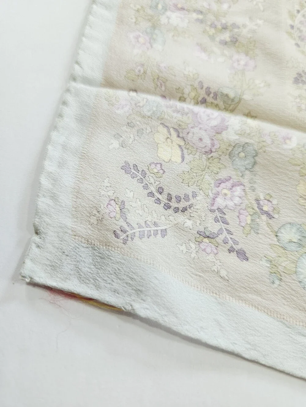 Vintage Liz Claiborne Accessories 100% Silk Chiffon Pastel Floral Large Scarf